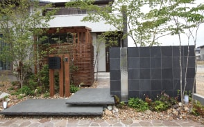 庭からプランニングされた建物